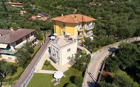 La Pervinca Apartments